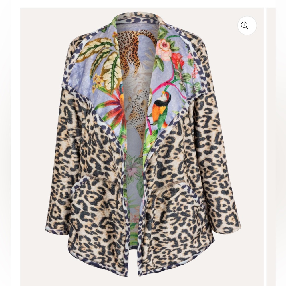 NWT Johnny Was reversible Sherpa leopard print and floral jacket. VERY ROOMY.
